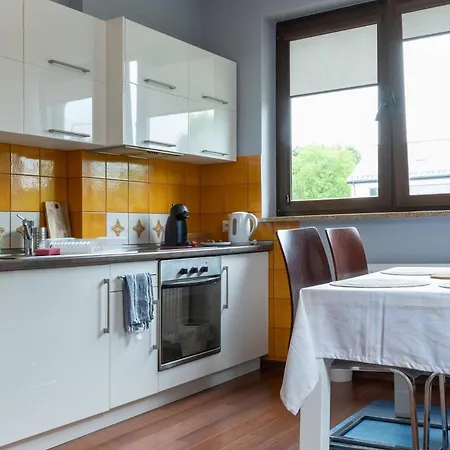 A Comfortable Apartment Midway Krakow-Oswiecim Chrzanow Exterior photo