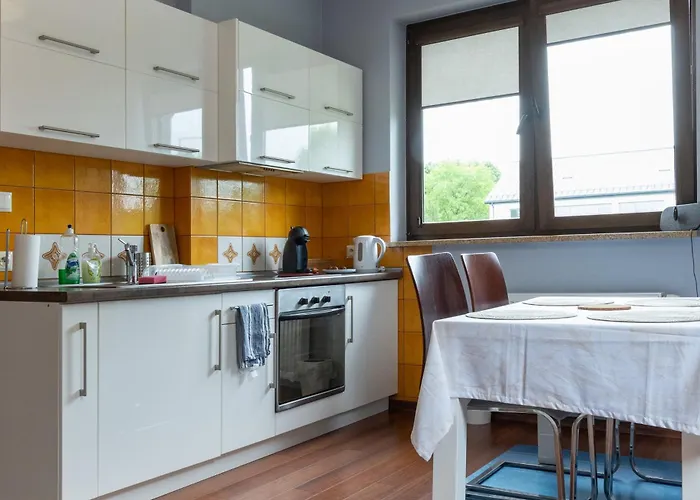 A Comfortable Apartment Midway Krakow-Oswiecim