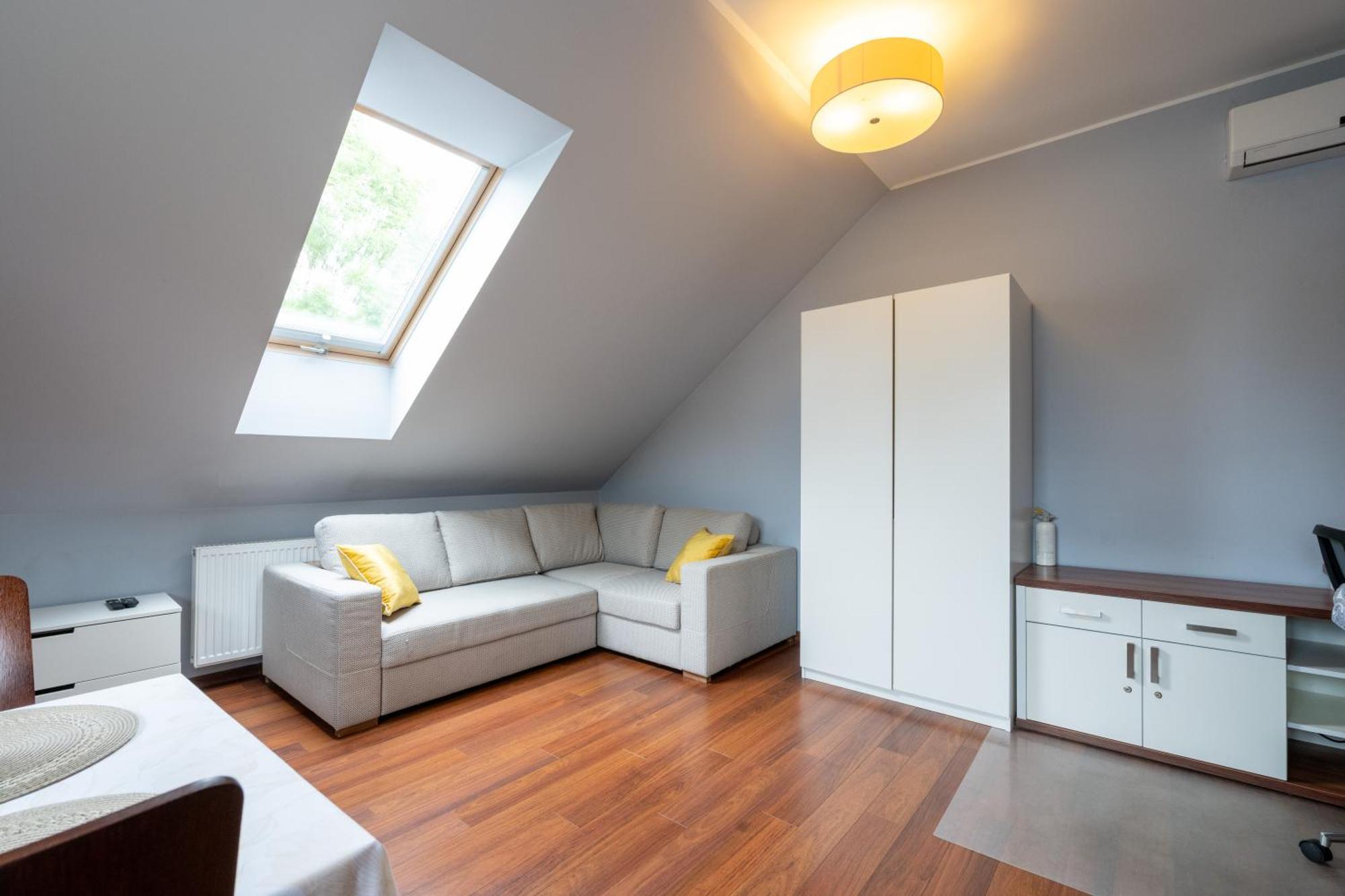 Apartment A Comfortable Midway Krakow-oswiecim